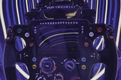 开云体育官方网站-关于红牛车队轻取法拉利，拉塞尔刷新纪录的信息