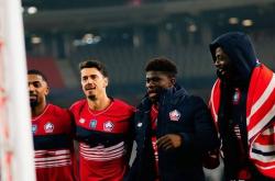 开云体育中国-实力碰撞两队实力均衡争夺胜利悬念重重