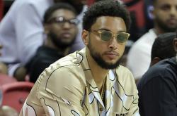 开云体育下载-76人力克篮网，西蒙斯组织能力出众