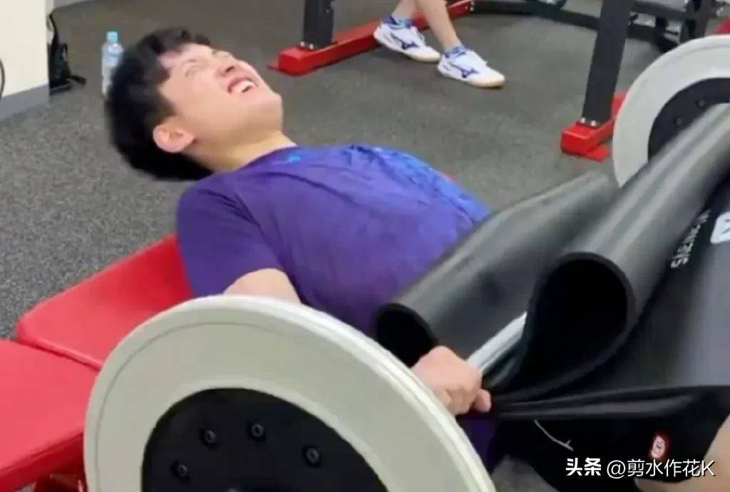 青岛中能客场逆转击败对手，斩获宝贵三分的简单介绍