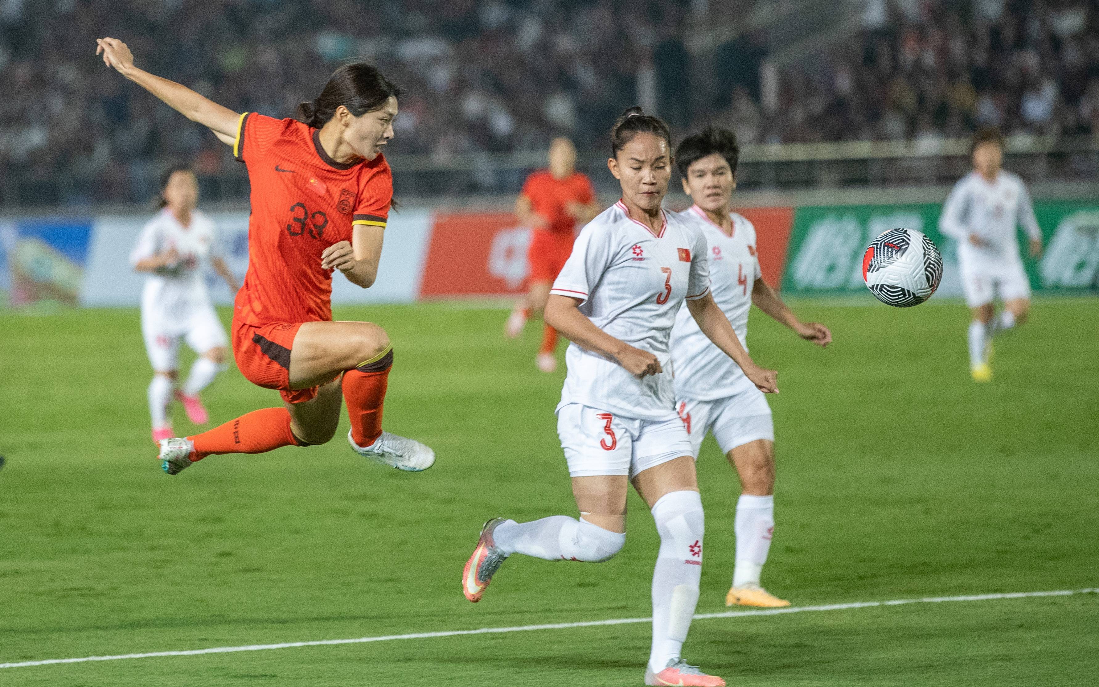 中国女足在国际赛场上大获胜利 中国女足在国际赛场上大获胜利