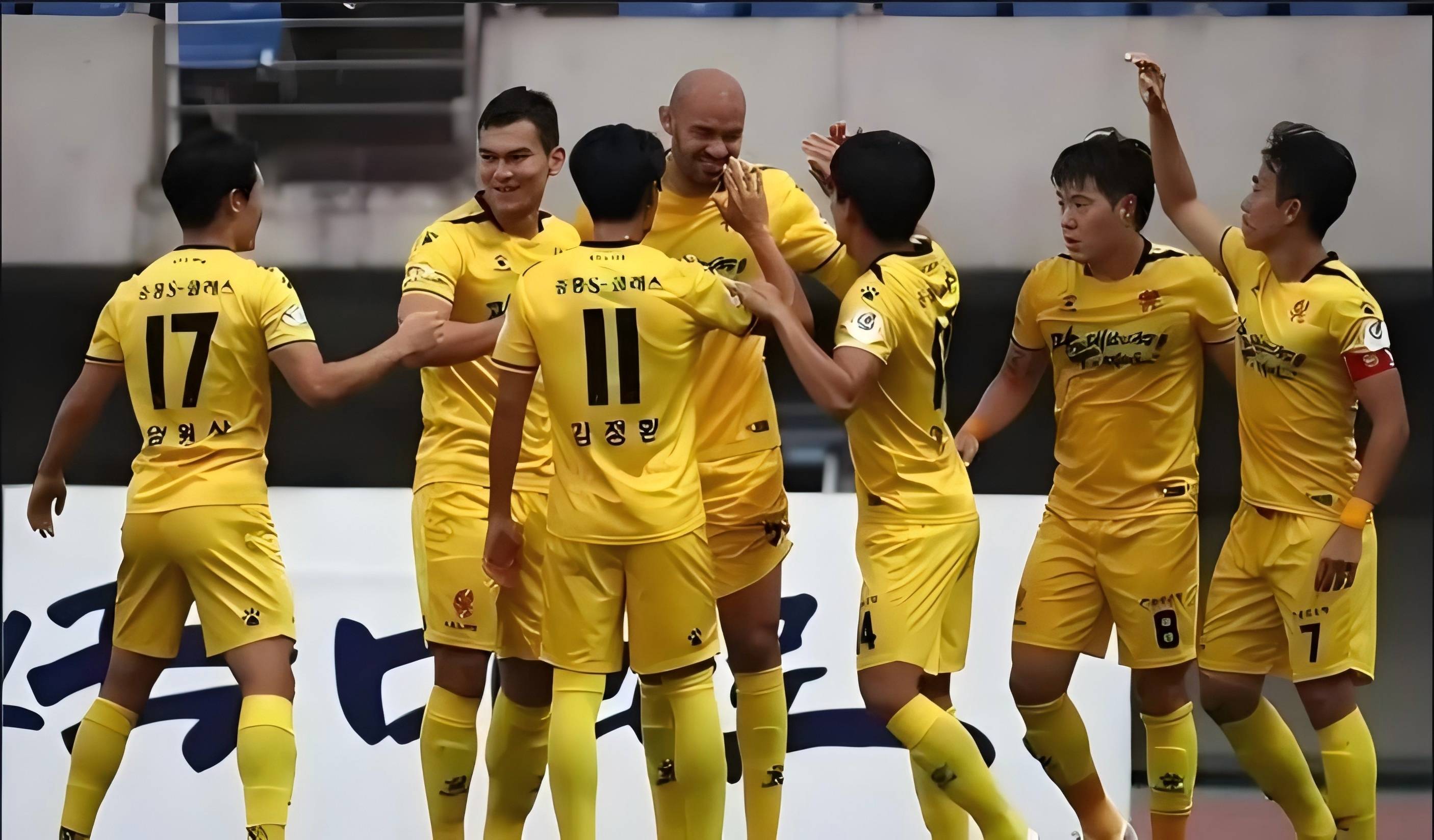 富力继续连胜，冲击争夺亚冠资格赛的简单介绍