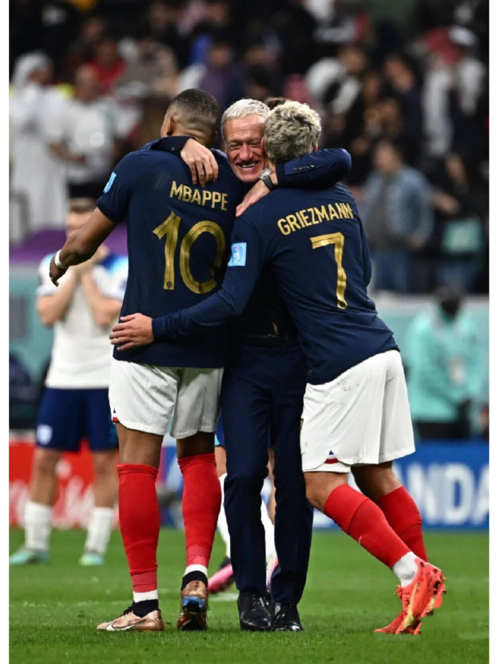 里昂连败辗转,法国足球霸主地位动摇的简单介绍 里昂连败辗转,法国足球霸主地位动摇的简单介绍