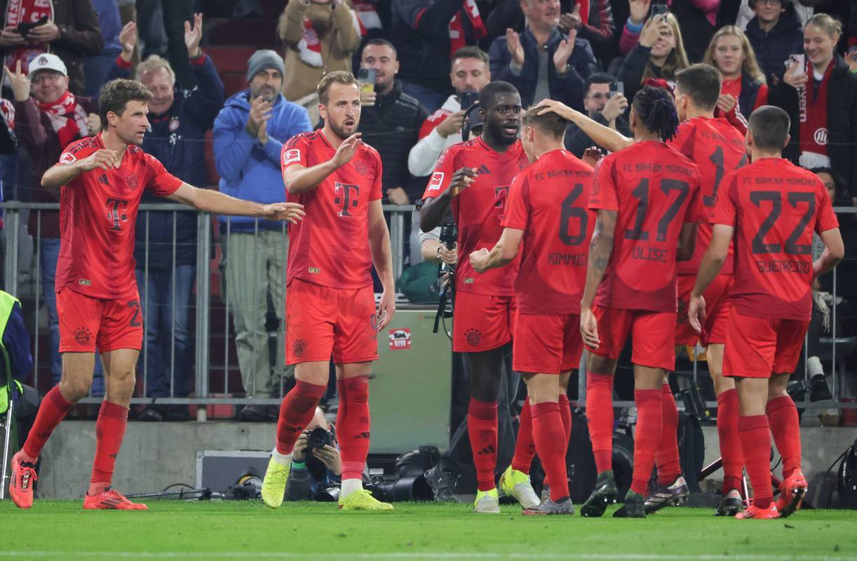 奥格斯堡主场告负,排名连降下滑 奥格斯堡主场告负,排名连降下滑