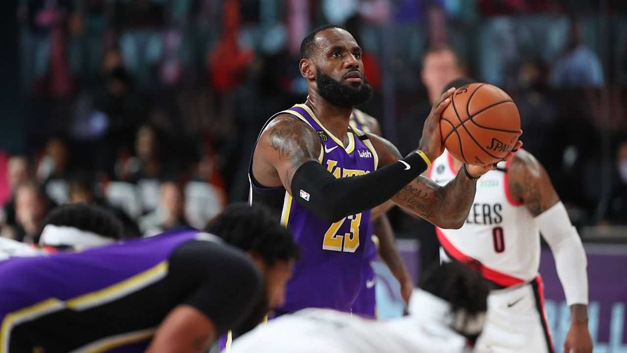 开拓者令发哥崩溃,詹姆斯包揽29分 开拓者令发哥崩溃,詹姆斯包揽29分