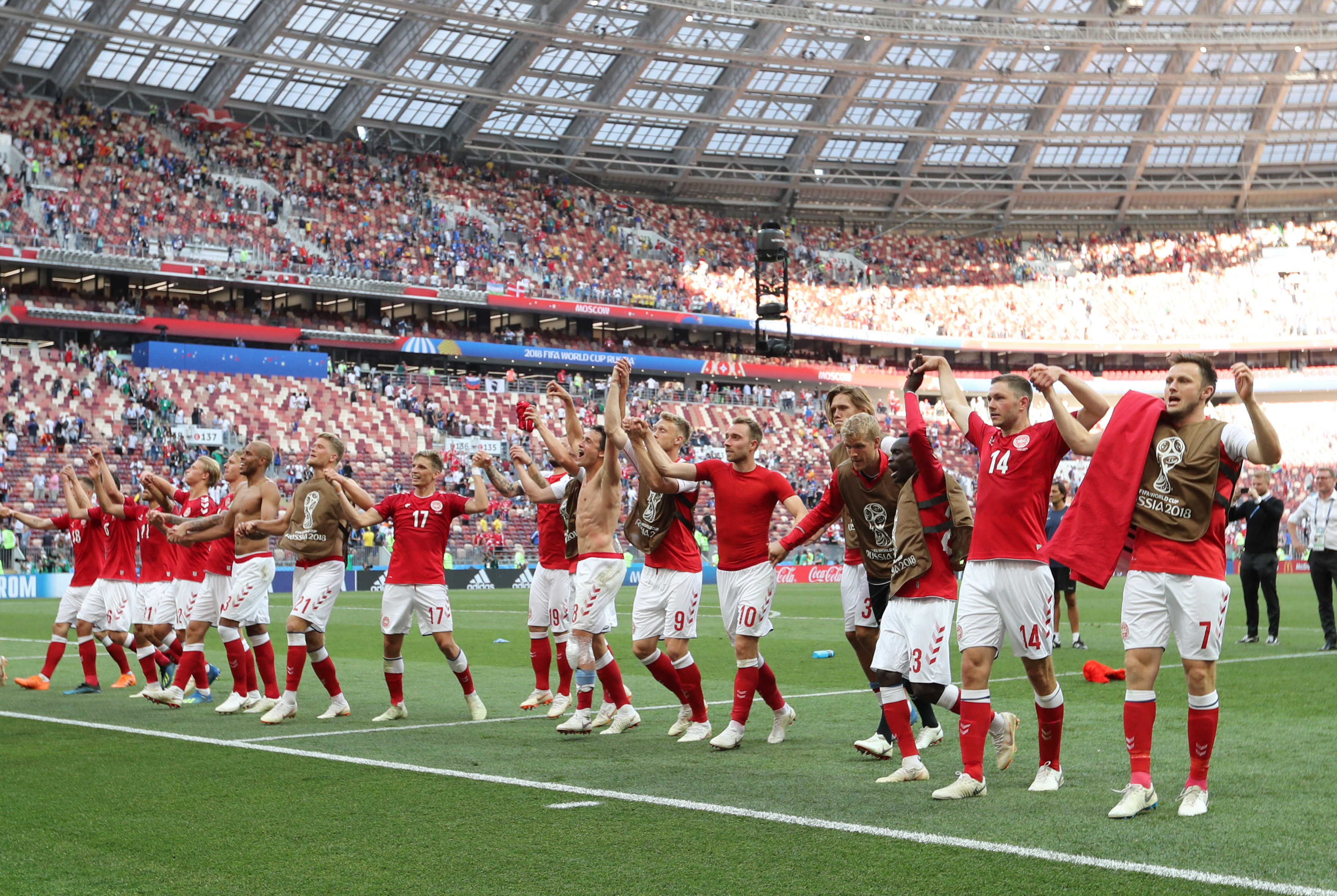 德国队顶替丹麦队出战欧洲杯,引发球迷热议! 德国队顶替丹麦队出战欧洲杯,引发球迷热议!