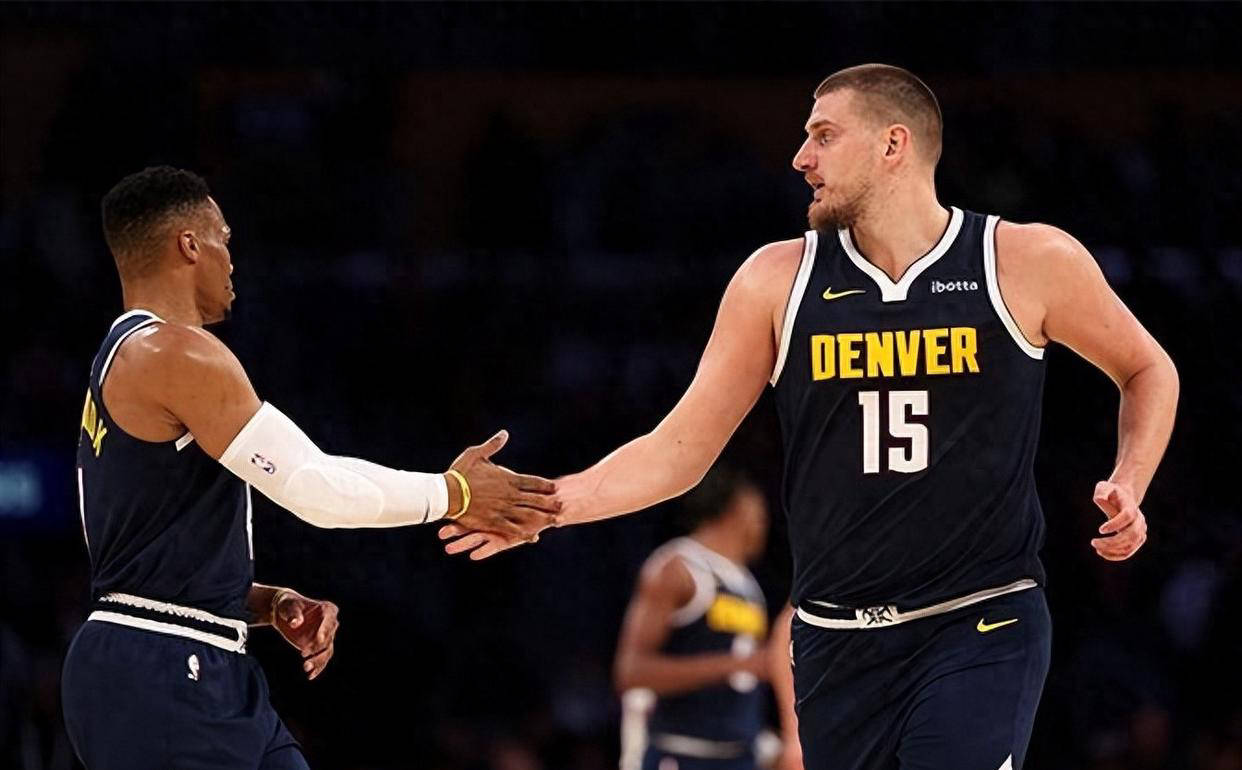 太阳2-1领先掘金，晋级西部半决赛