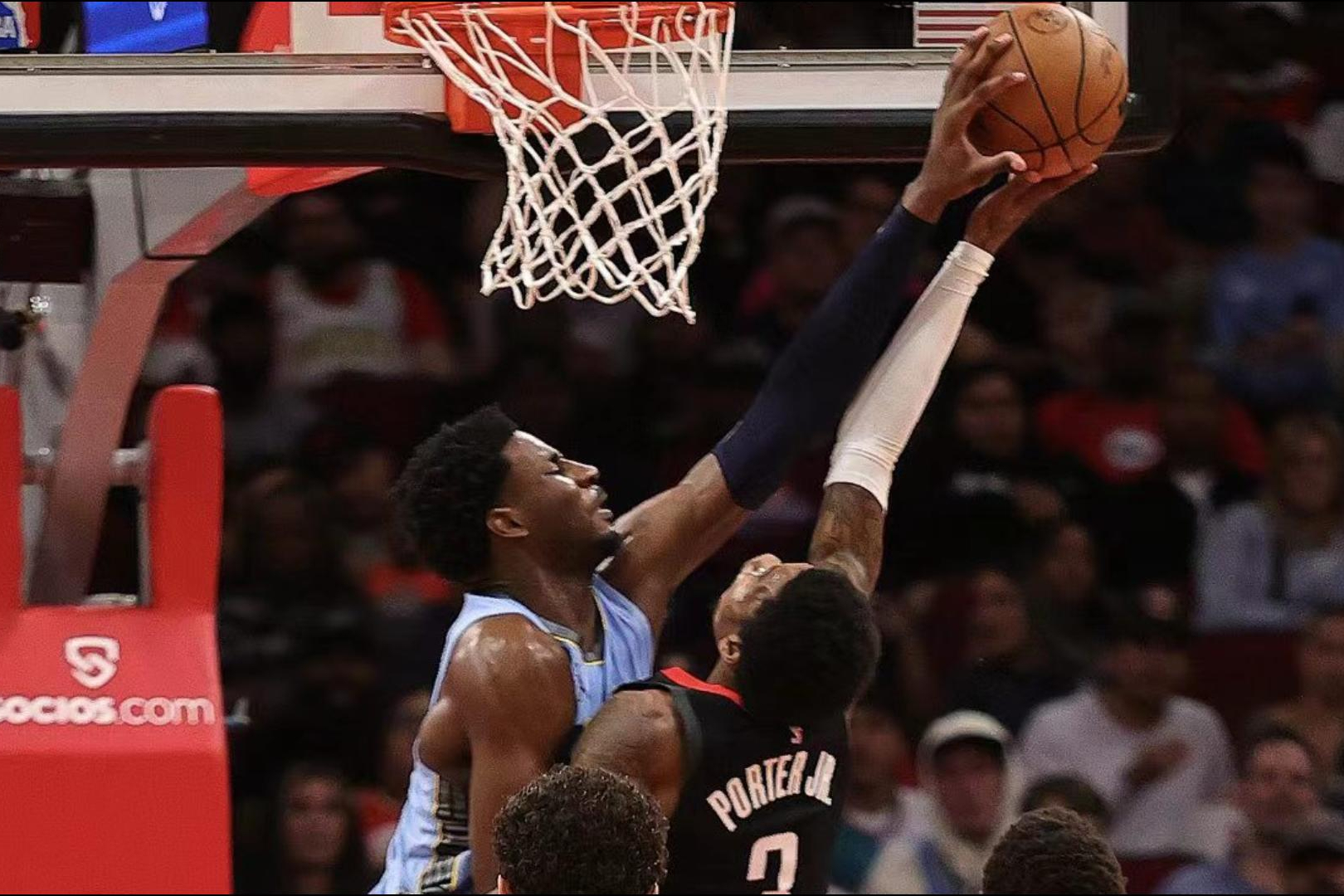 开拓者主场不敌灰熊,遭遇连败 开拓者主场不敌灰熊,遭遇连败