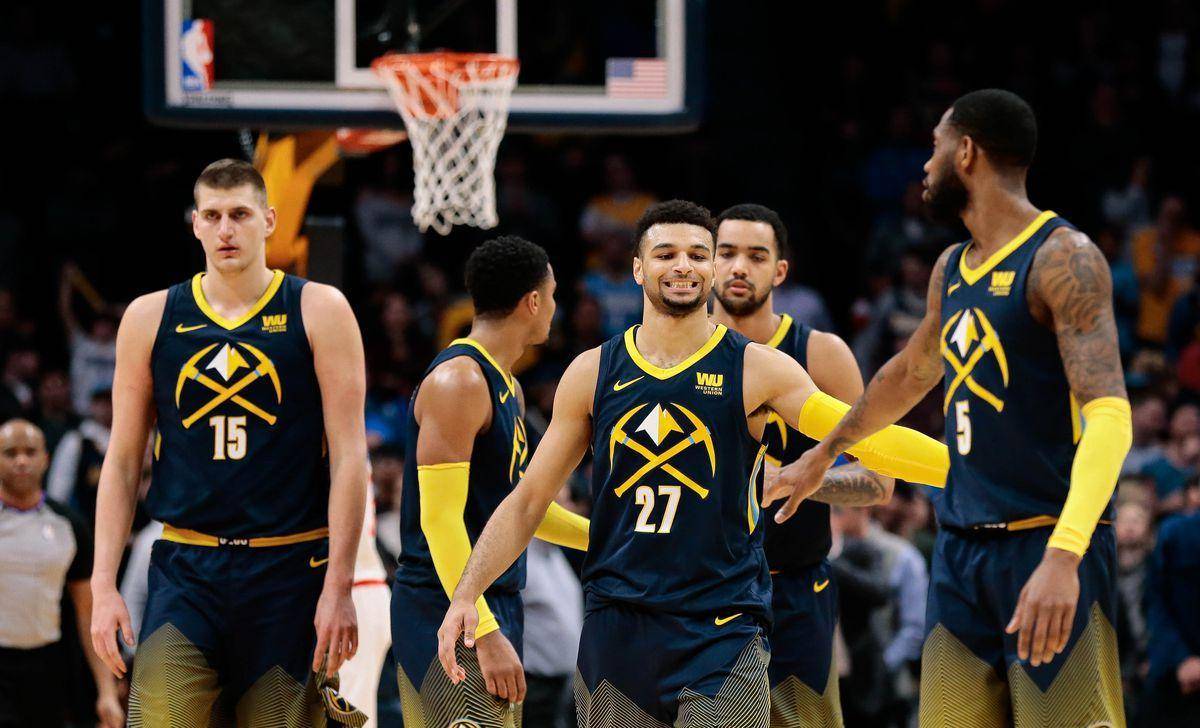 篮网客场击败掘金，挺进东部前八