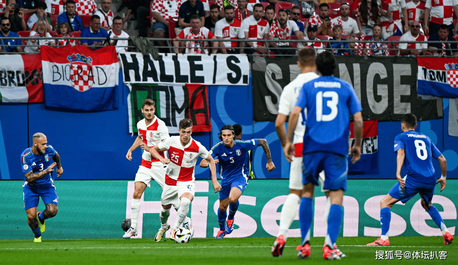 关于塞尔维亚队逼平克罗地亚无缘淘汰赛的信息